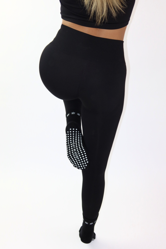 PREORDER: Rich in Life Grip Socks V2